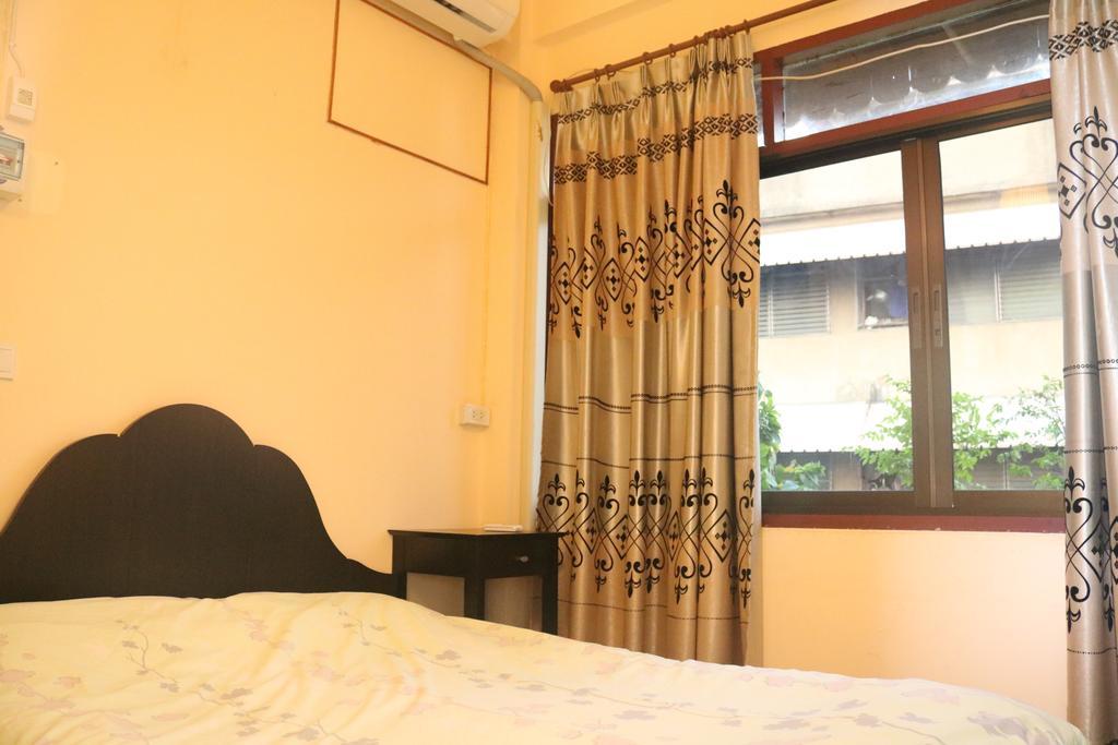 Eco House Appartement Bangkok Buitenkant foto